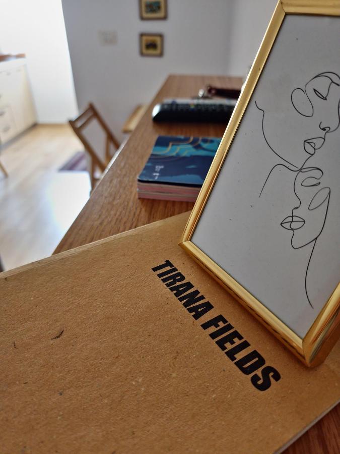 Andi'S Place-Comfy Studio-City Center Tiranë Luaran gambar